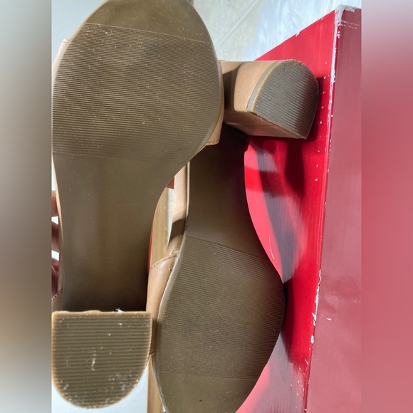 Size 8.5 Women’s Brown Bongo Strappy Pump w Ankle Buckle, Mid Height Chunky Heel - Picture 9 of 15